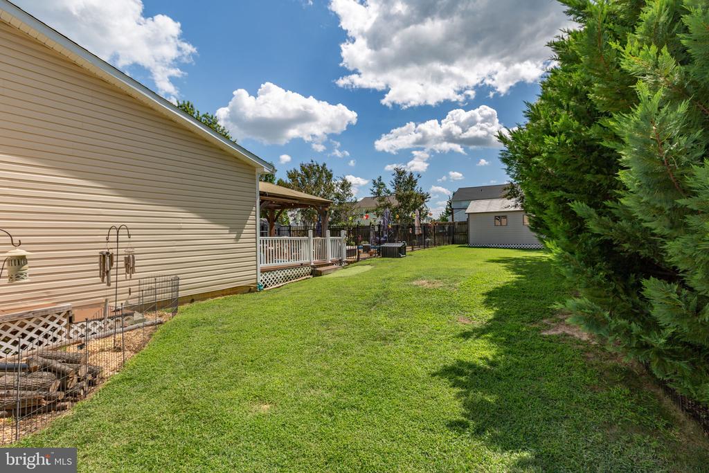 5416 HAZEL COURT