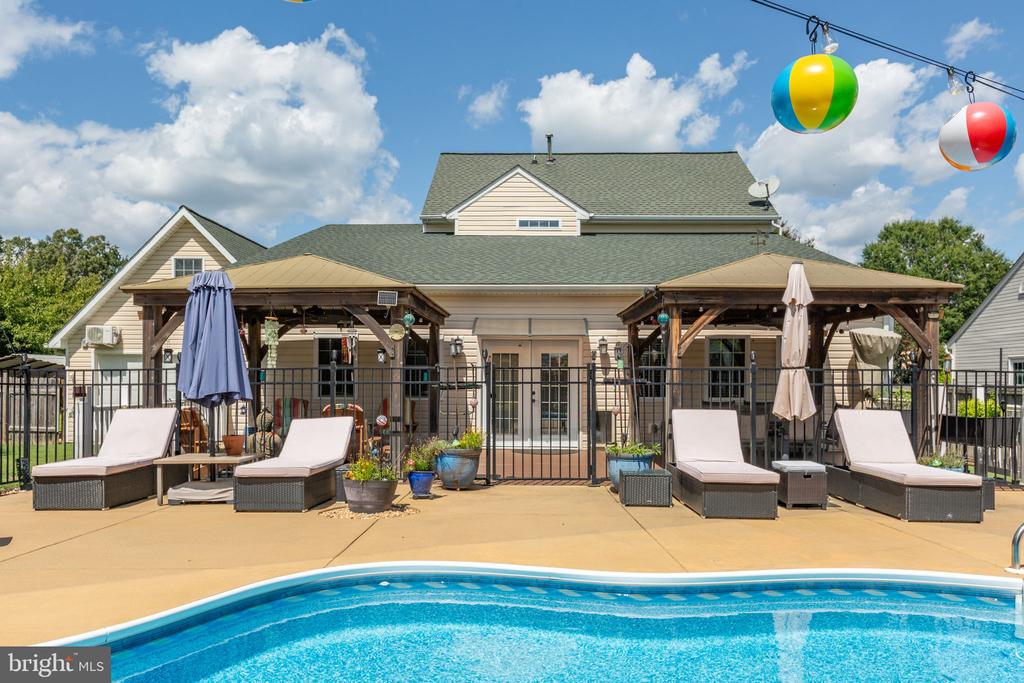 5416 HAZEL COURT
