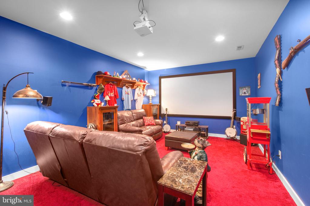 5416 HAZEL COURT