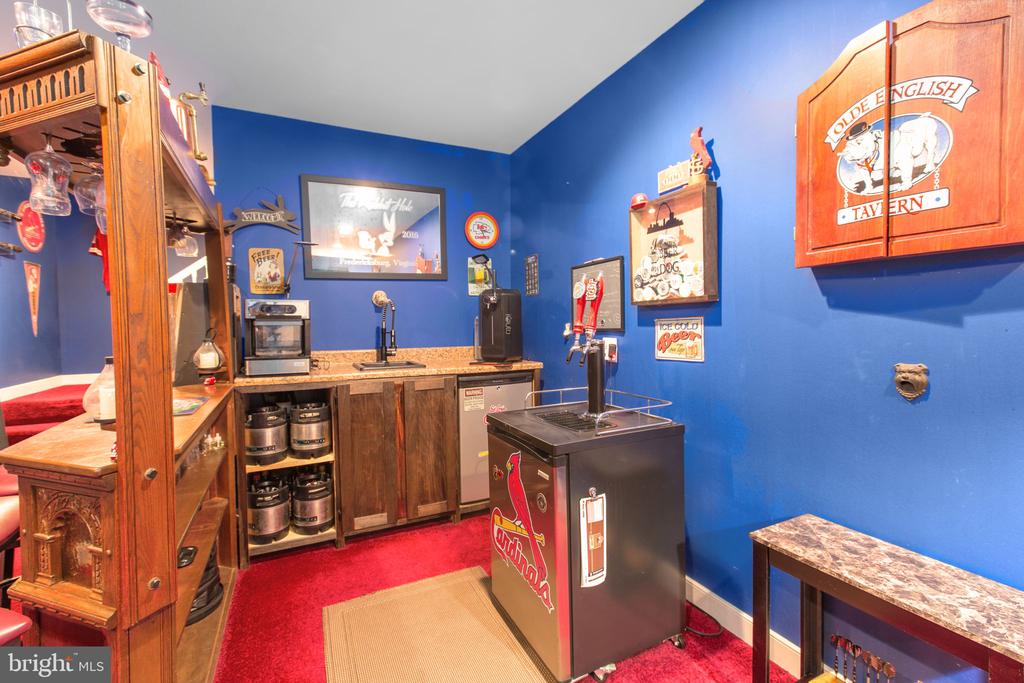 5416 HAZEL COURT