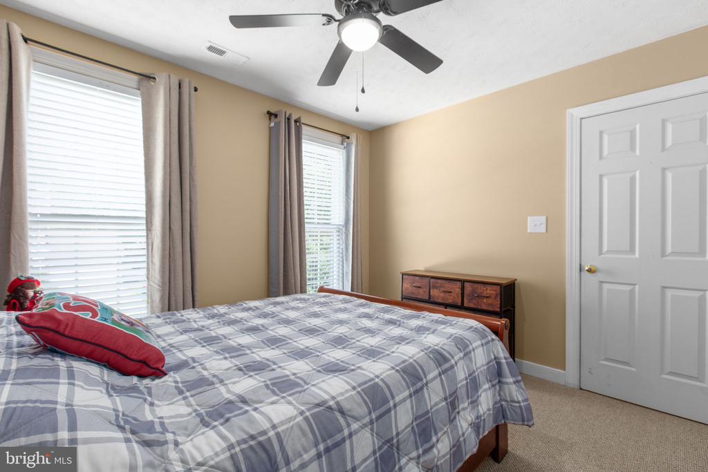 5416 HAZEL COURT