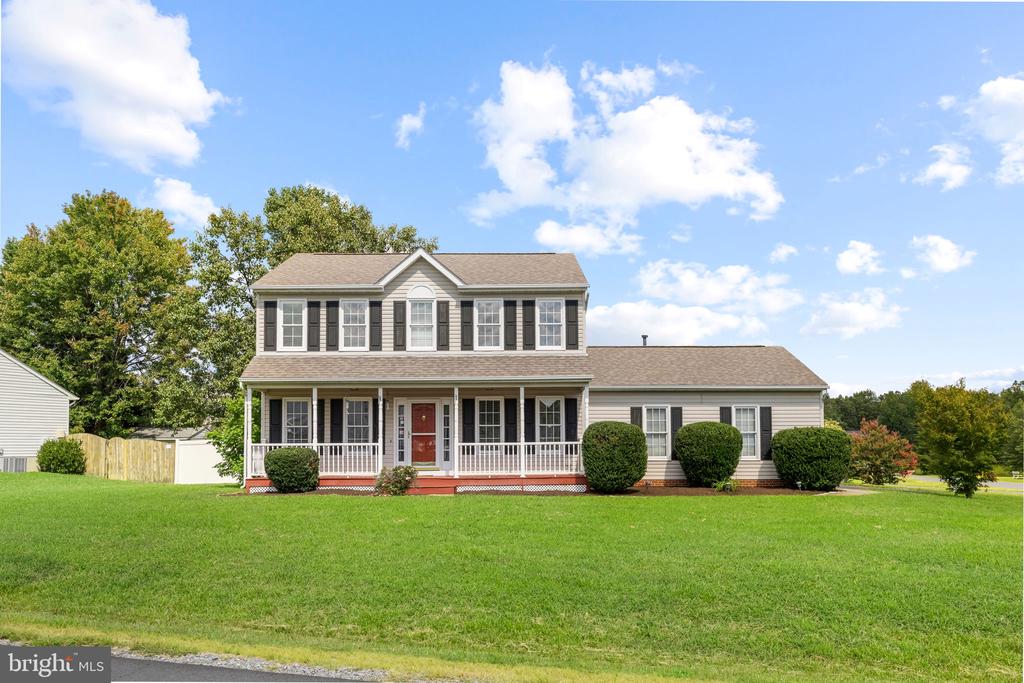 6112 THREE CEDARS LANE
