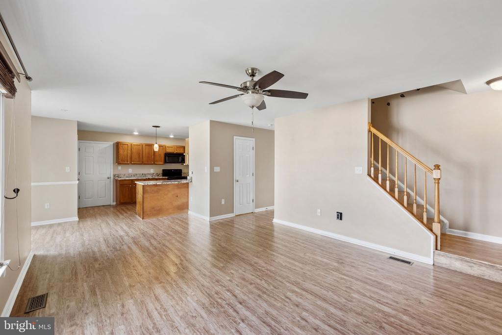 6112 THREE CEDARS LANE