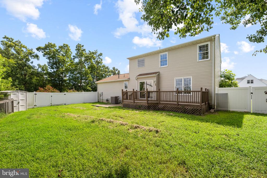 6112 THREE CEDARS LANE