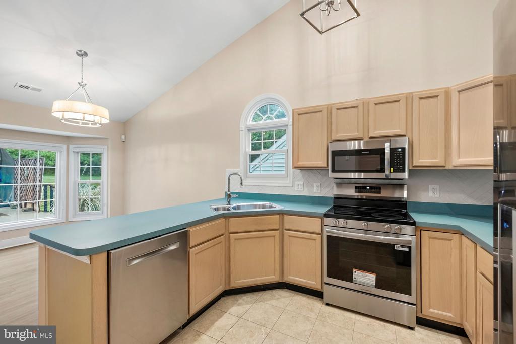 11509 ABINGDON COURT
