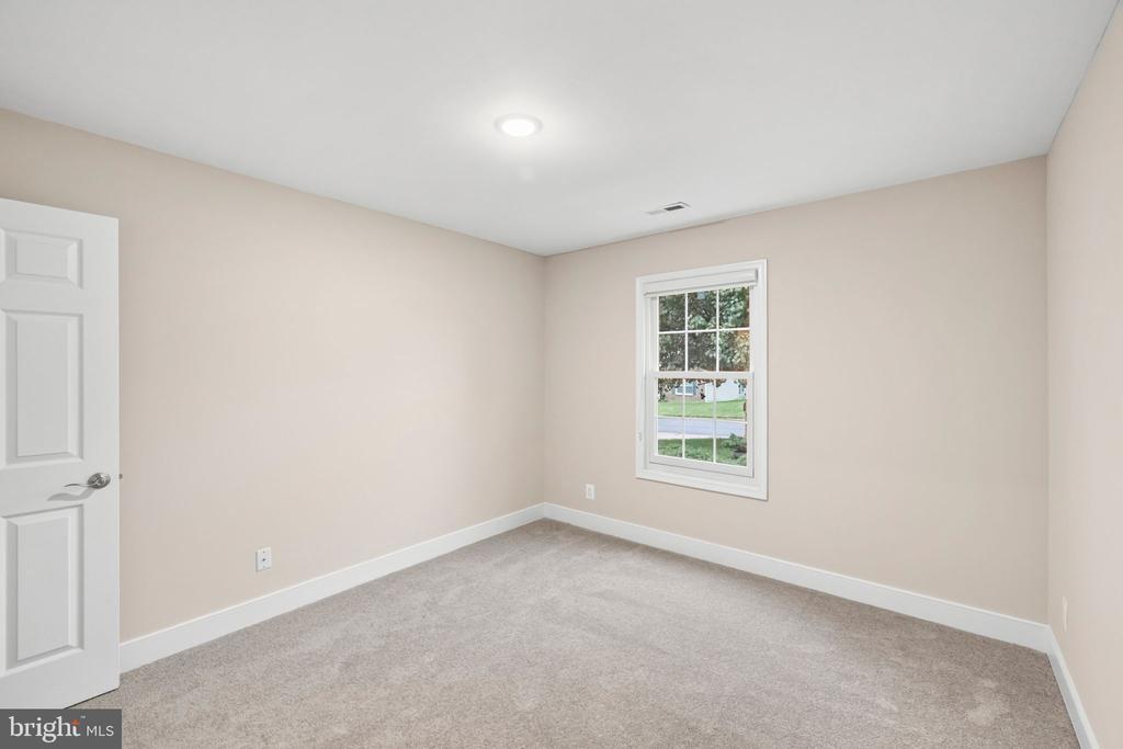 11509 ABINGDON COURT