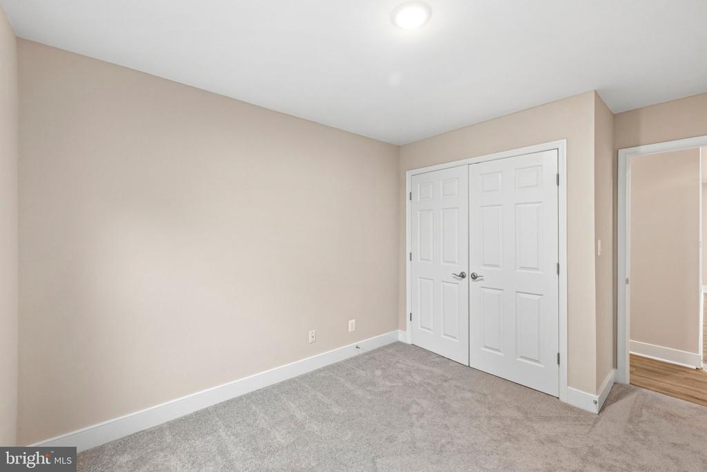 11509 ABINGDON COURT