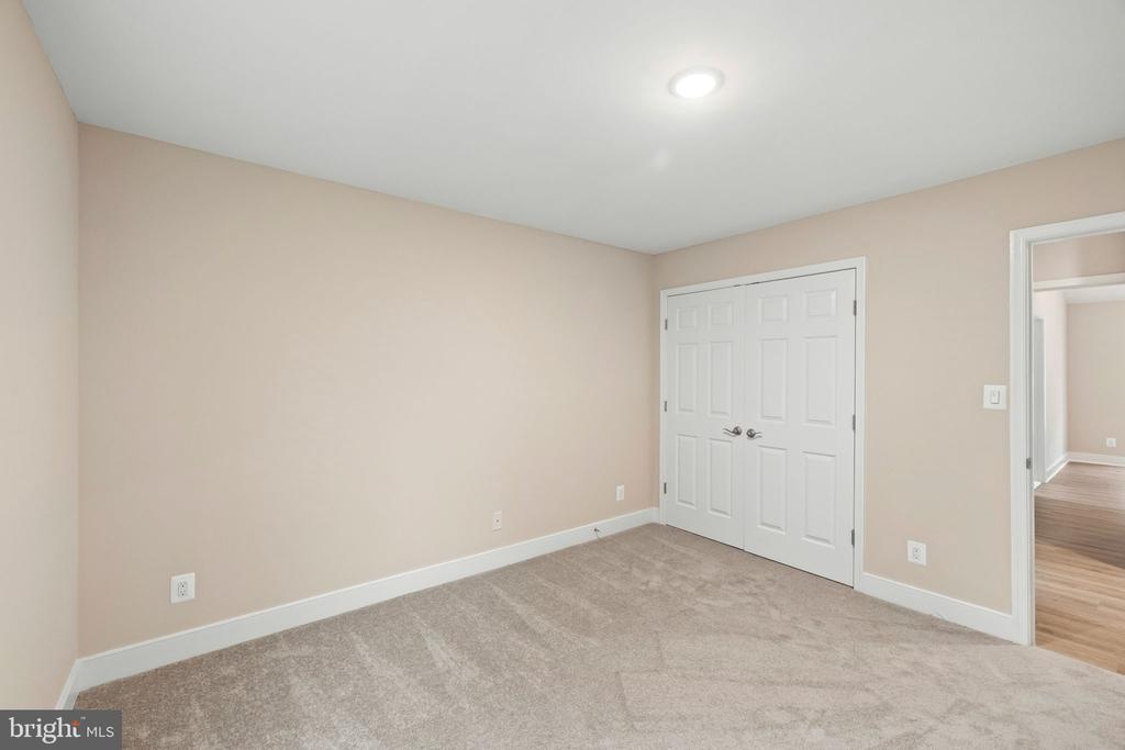11509 ABINGDON COURT