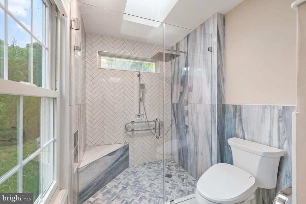 11509 ABINGDON COURT