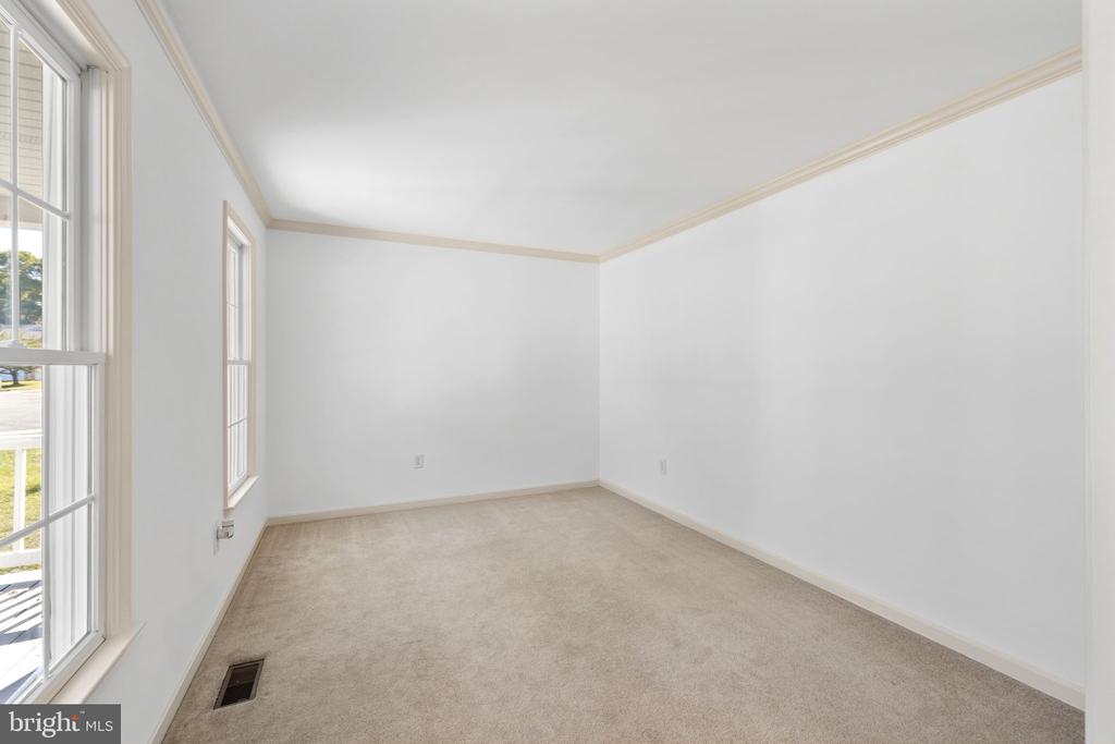 10307 NAPOLEON STREET