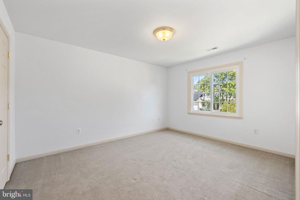 10307 NAPOLEON STREET