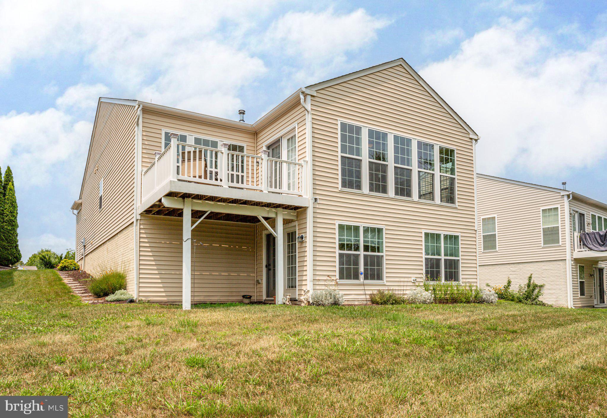 9 Mendota Way