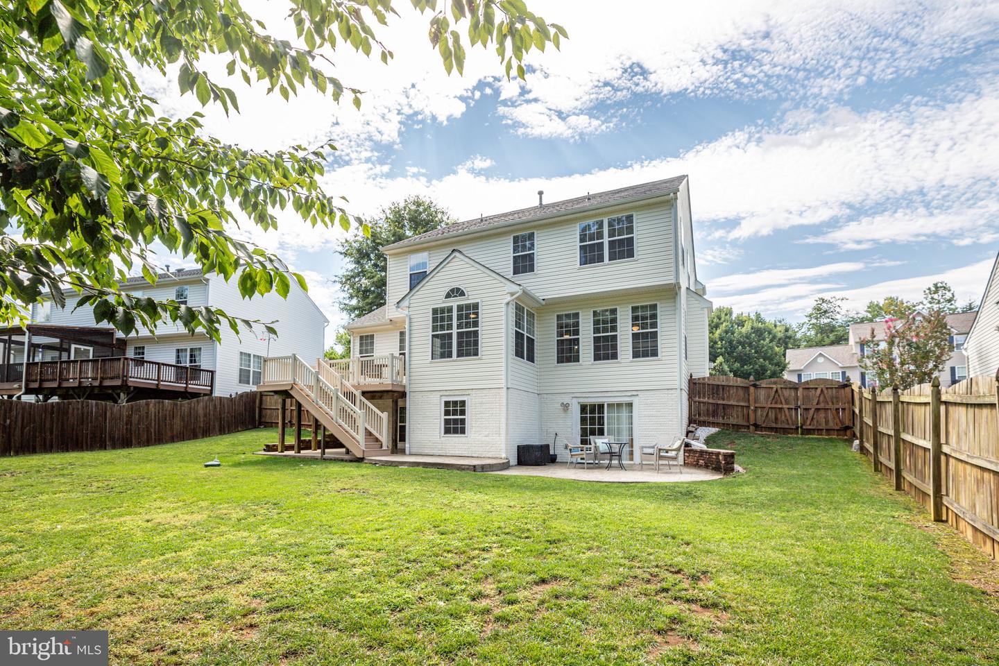 34 Woodleigh LANE