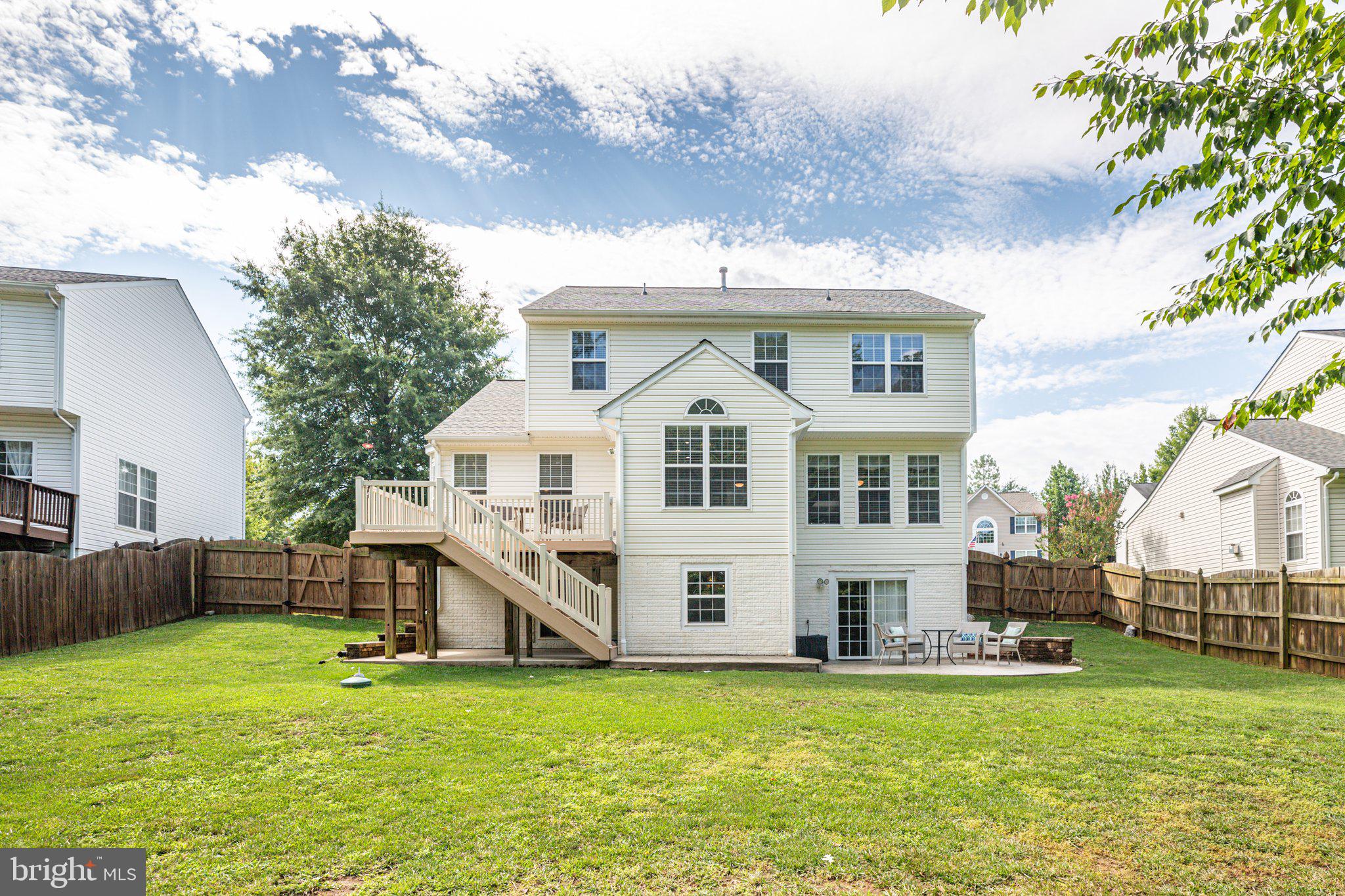 34 Woodleigh LANE