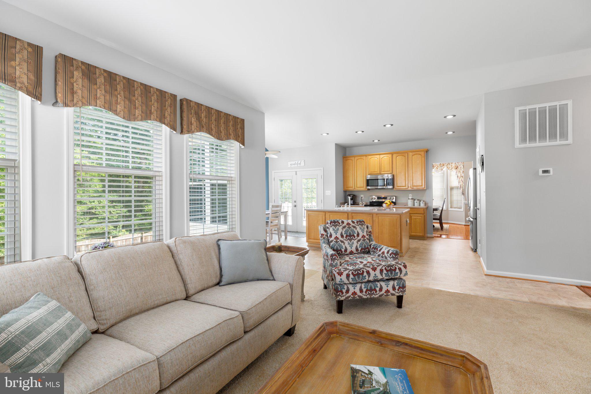 34 Woodleigh LANE