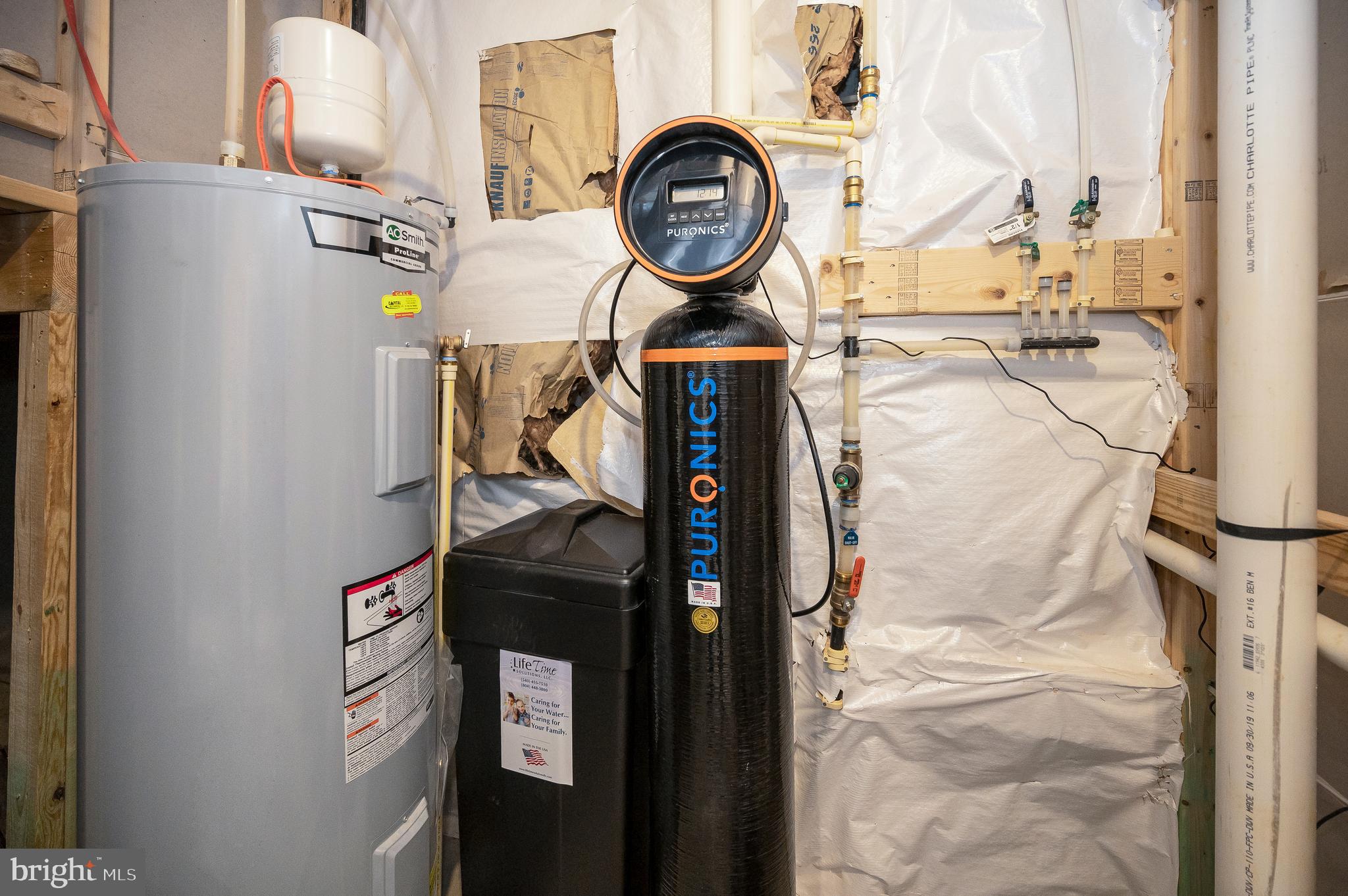 40 CLEAR SPRING LANE