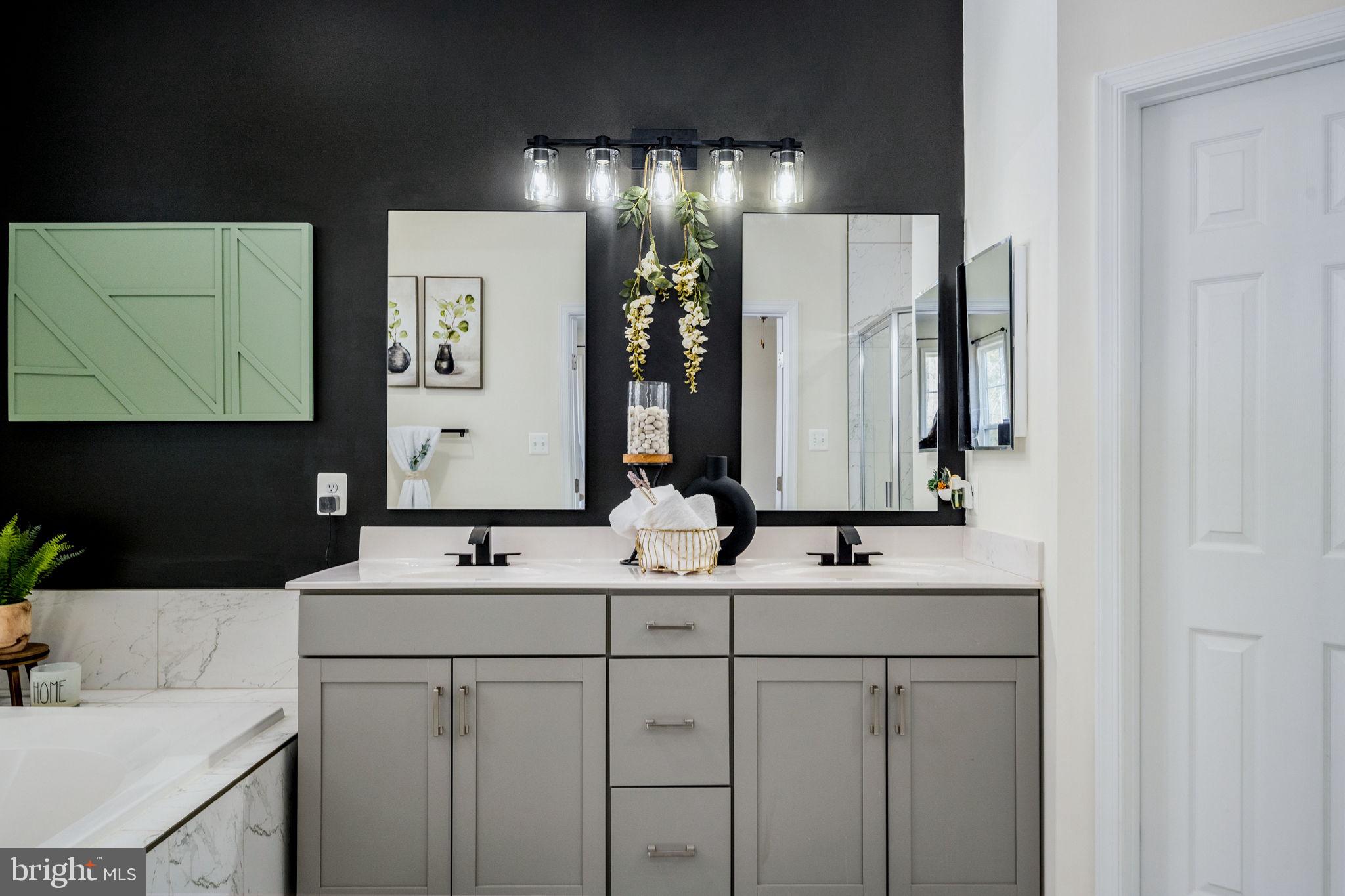 40 SOUTHERN VIEW DRIVE