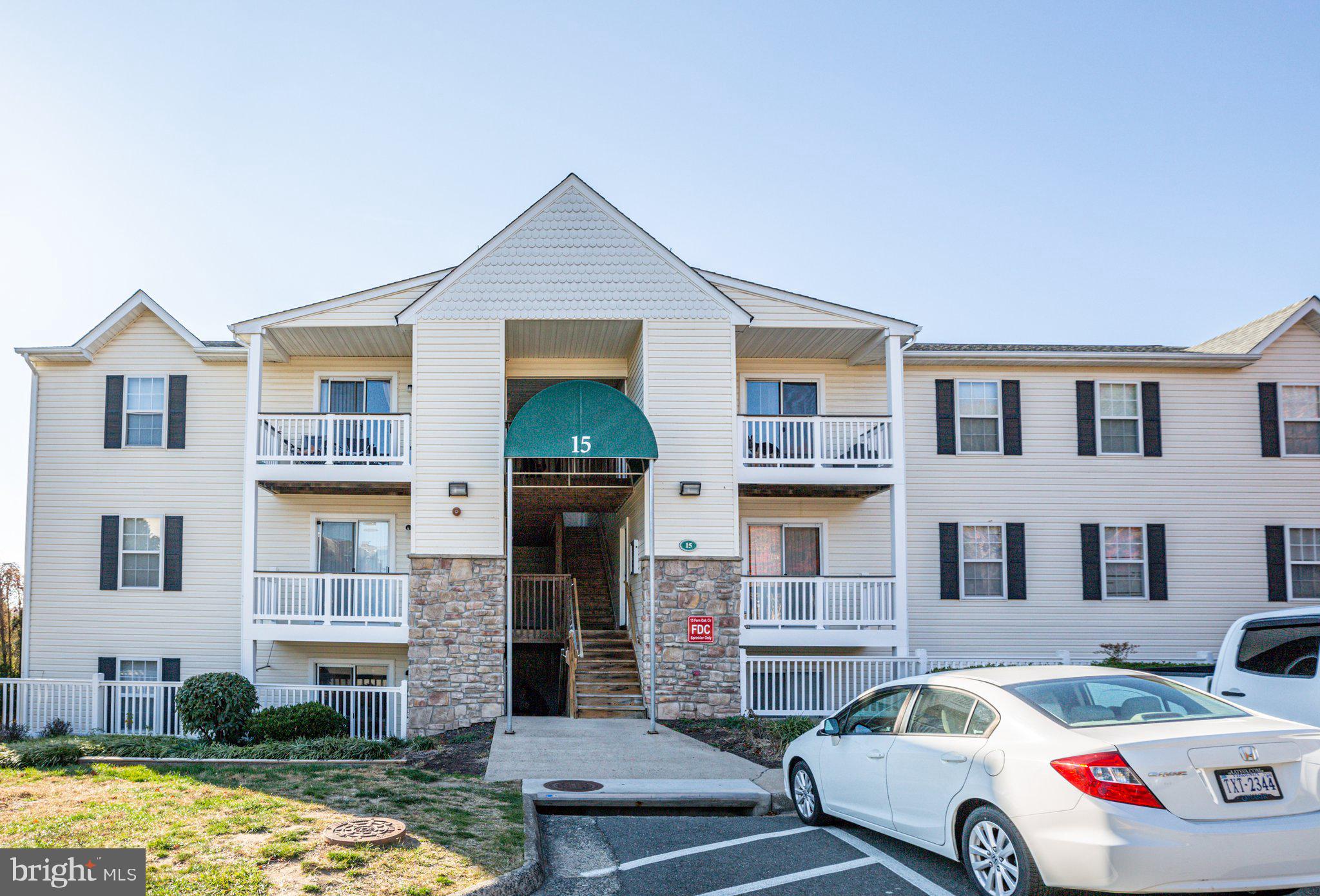 15 Fern Oak Cir #101