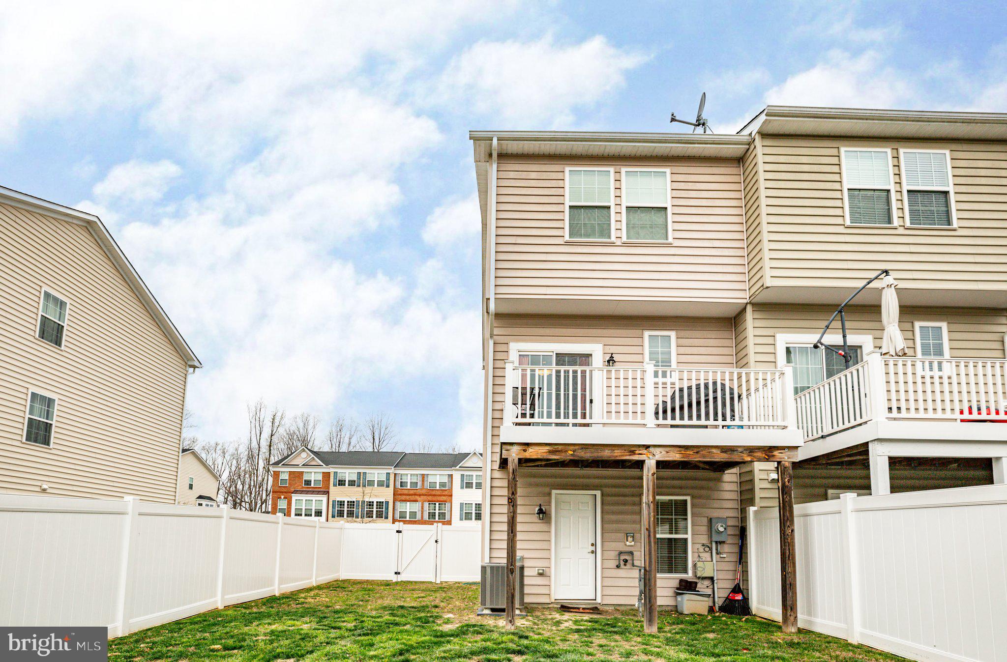 141 Tree Line Dr