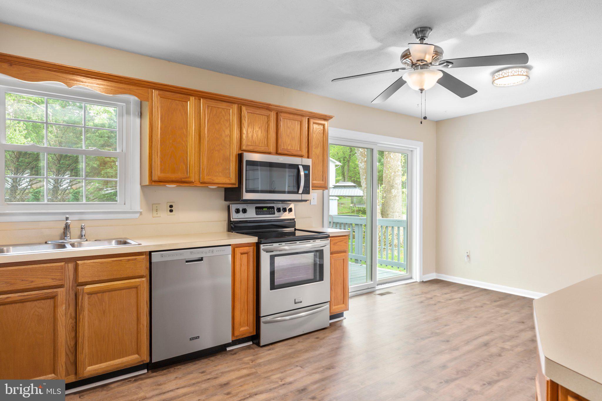 303 Austin Dr