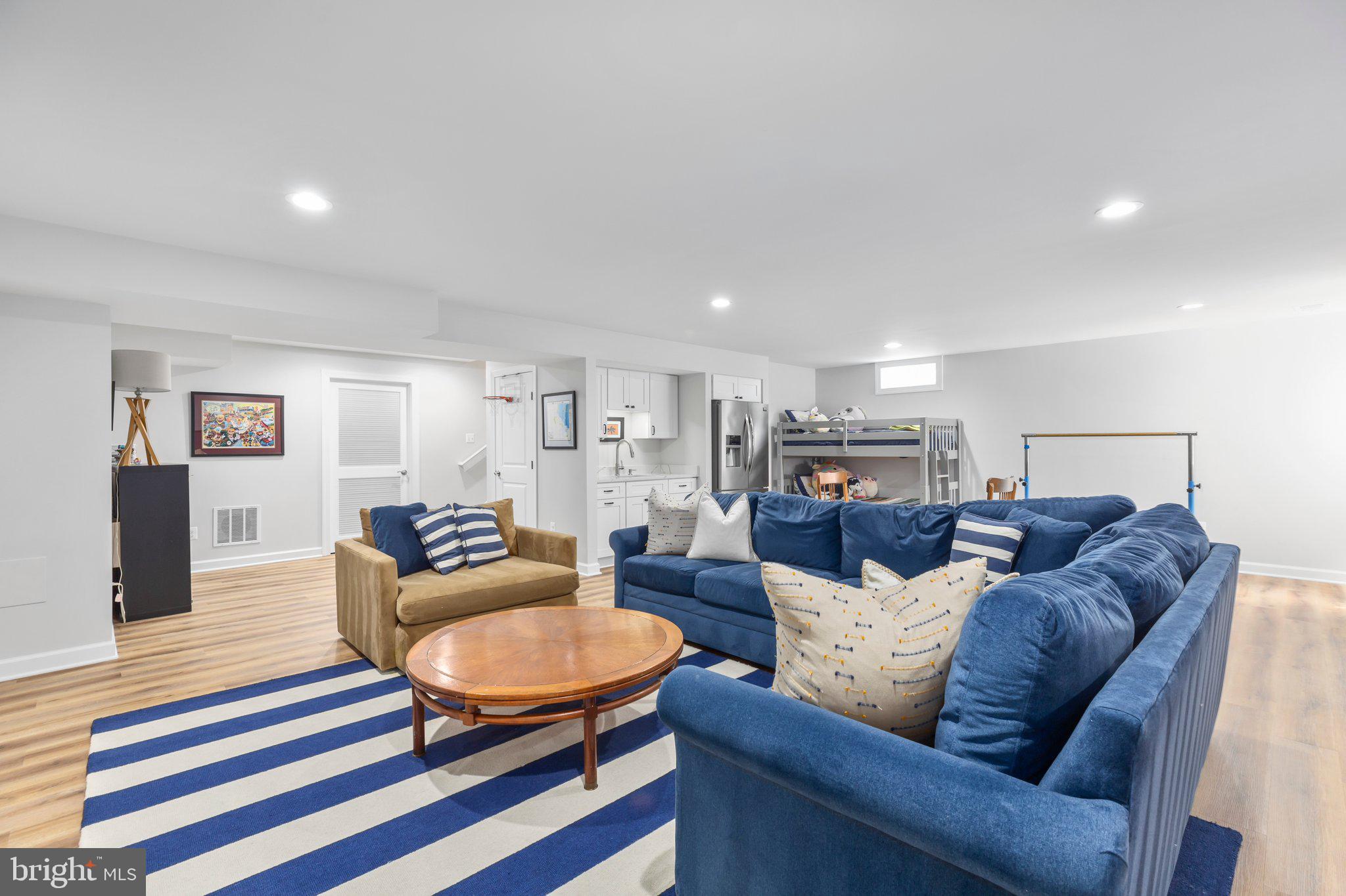 413 Pear Blossom Rd