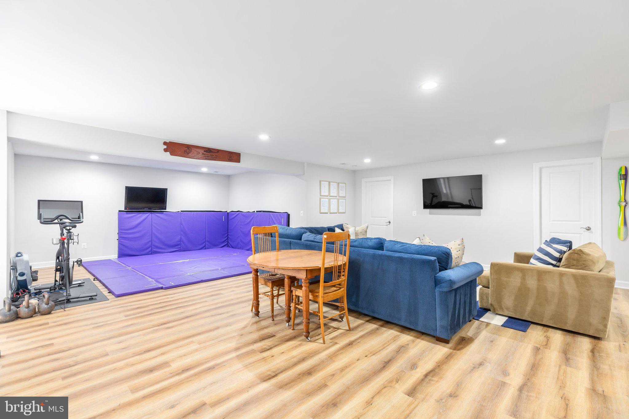 413 Pear Blossom Rd