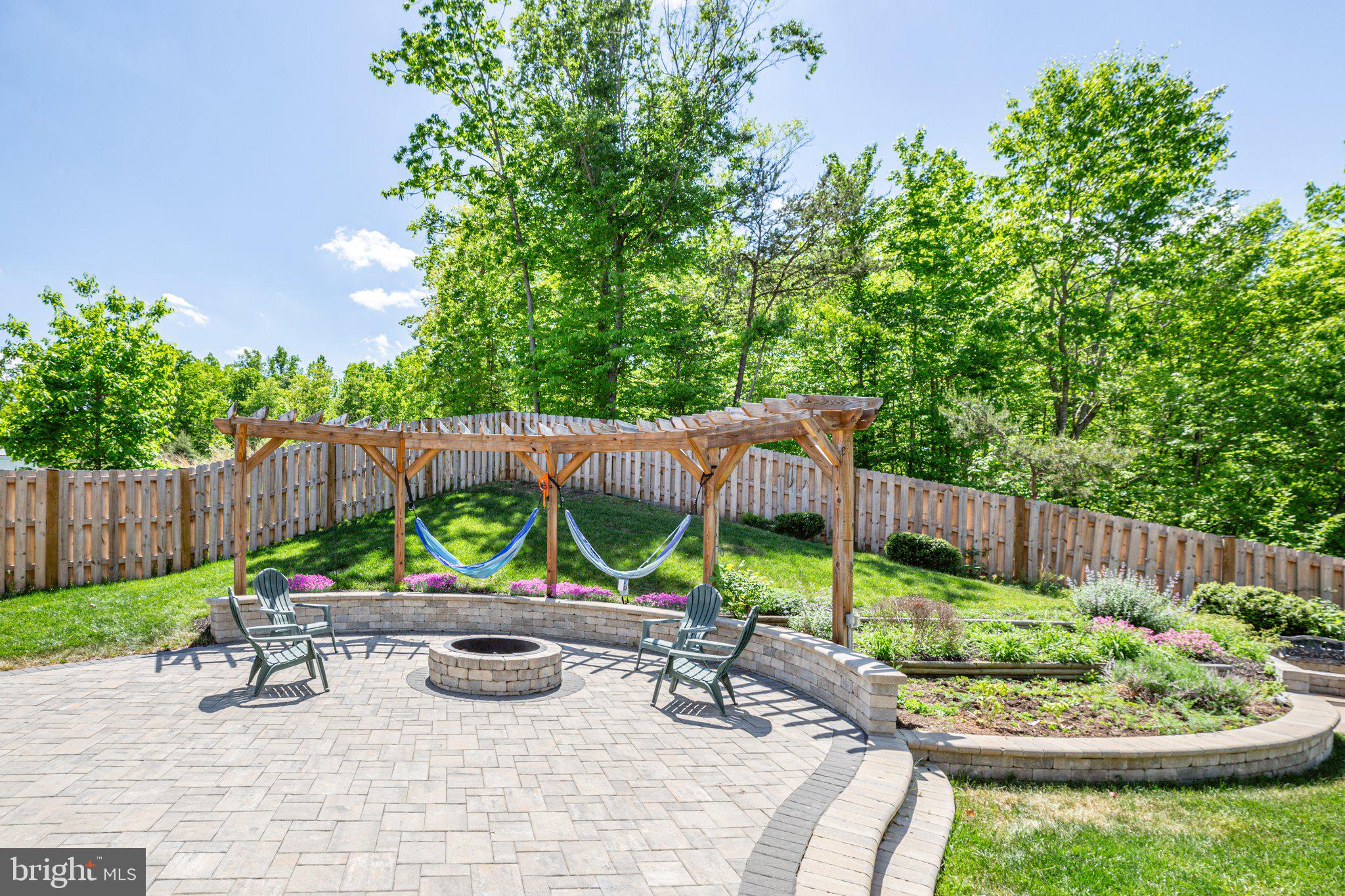 413 Pear Blossom Rd