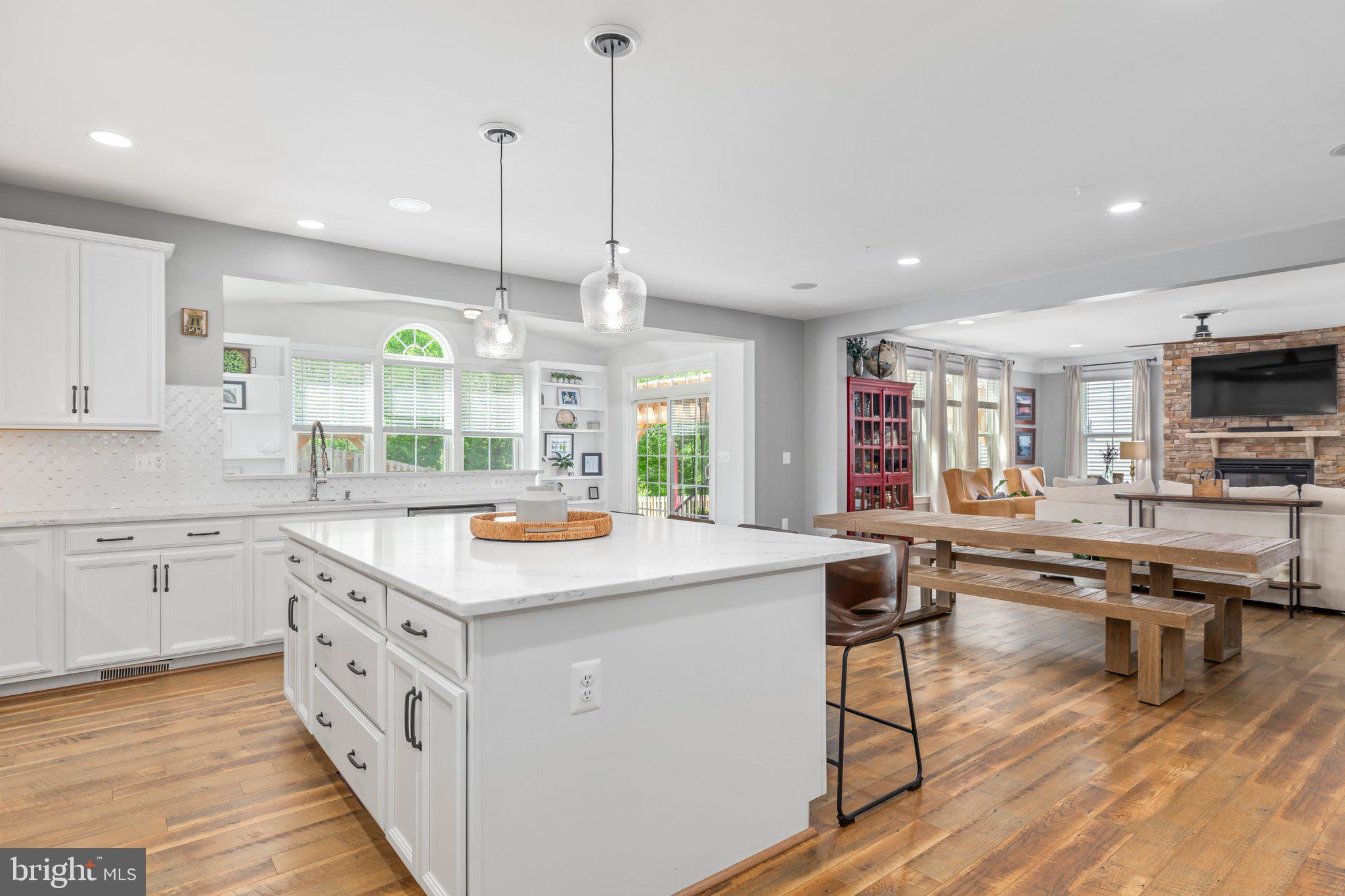 413 Pear Blossom Rd