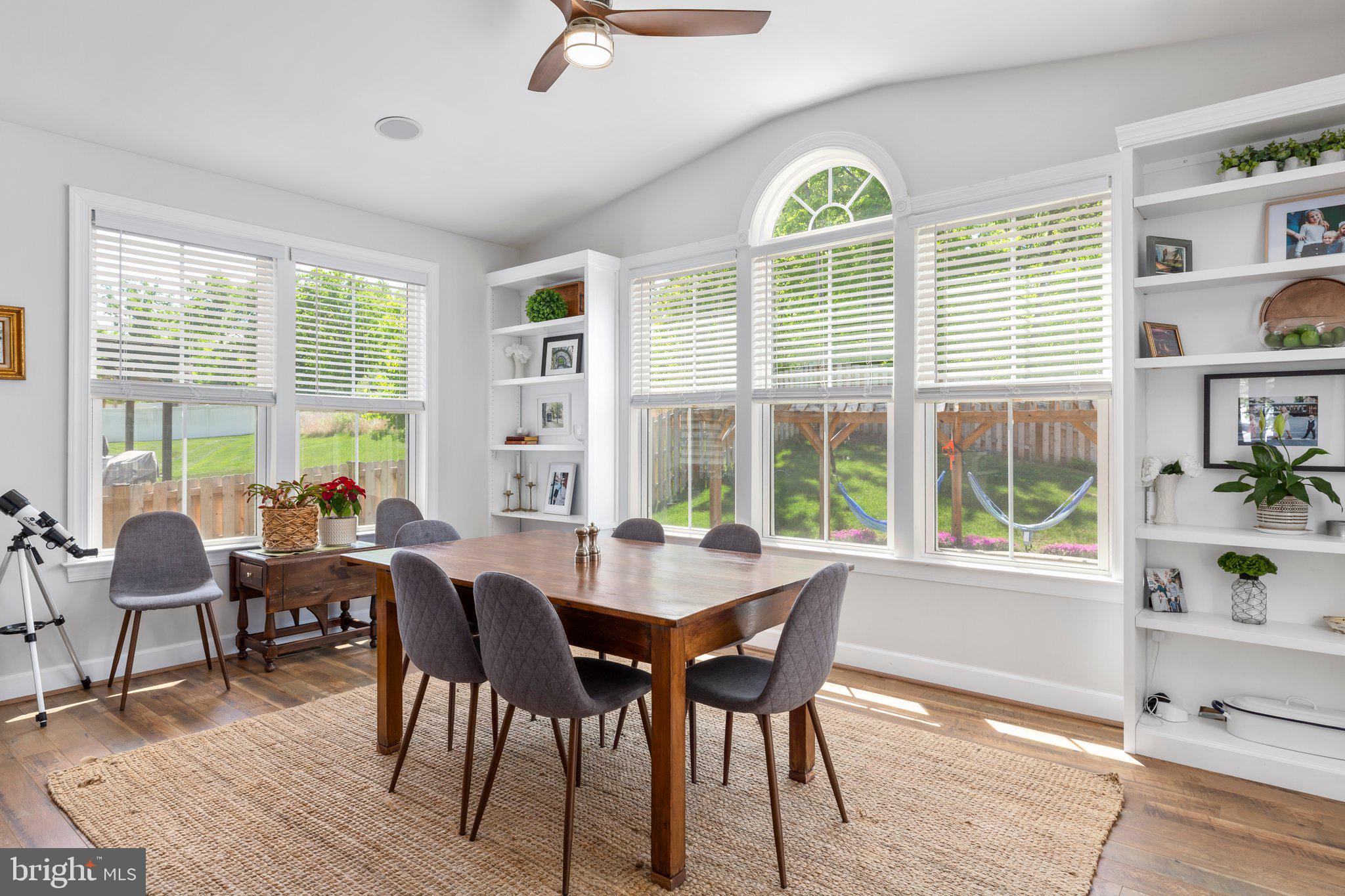 413 Pear Blossom Rd