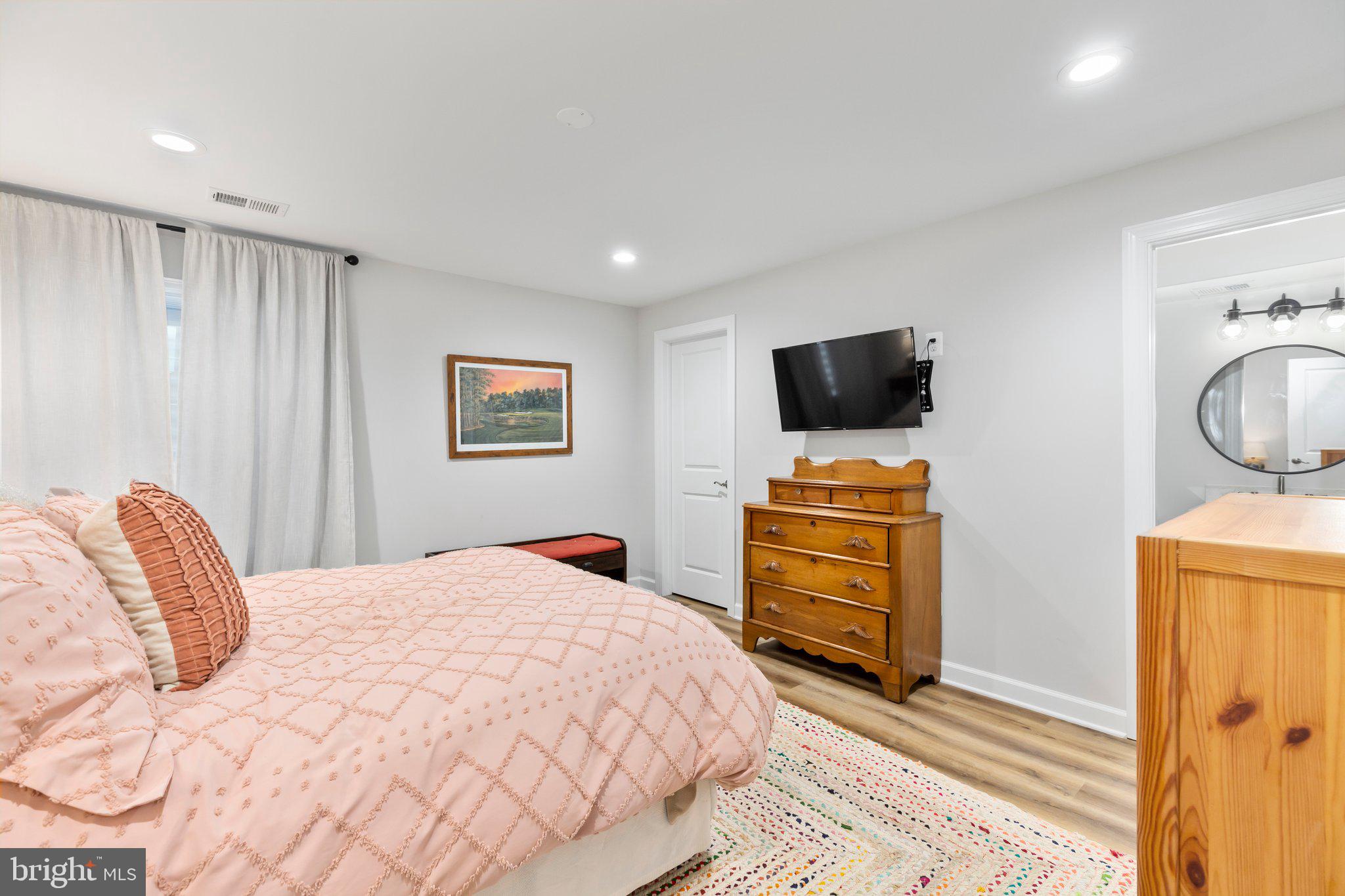 413 Pear Blossom Rd