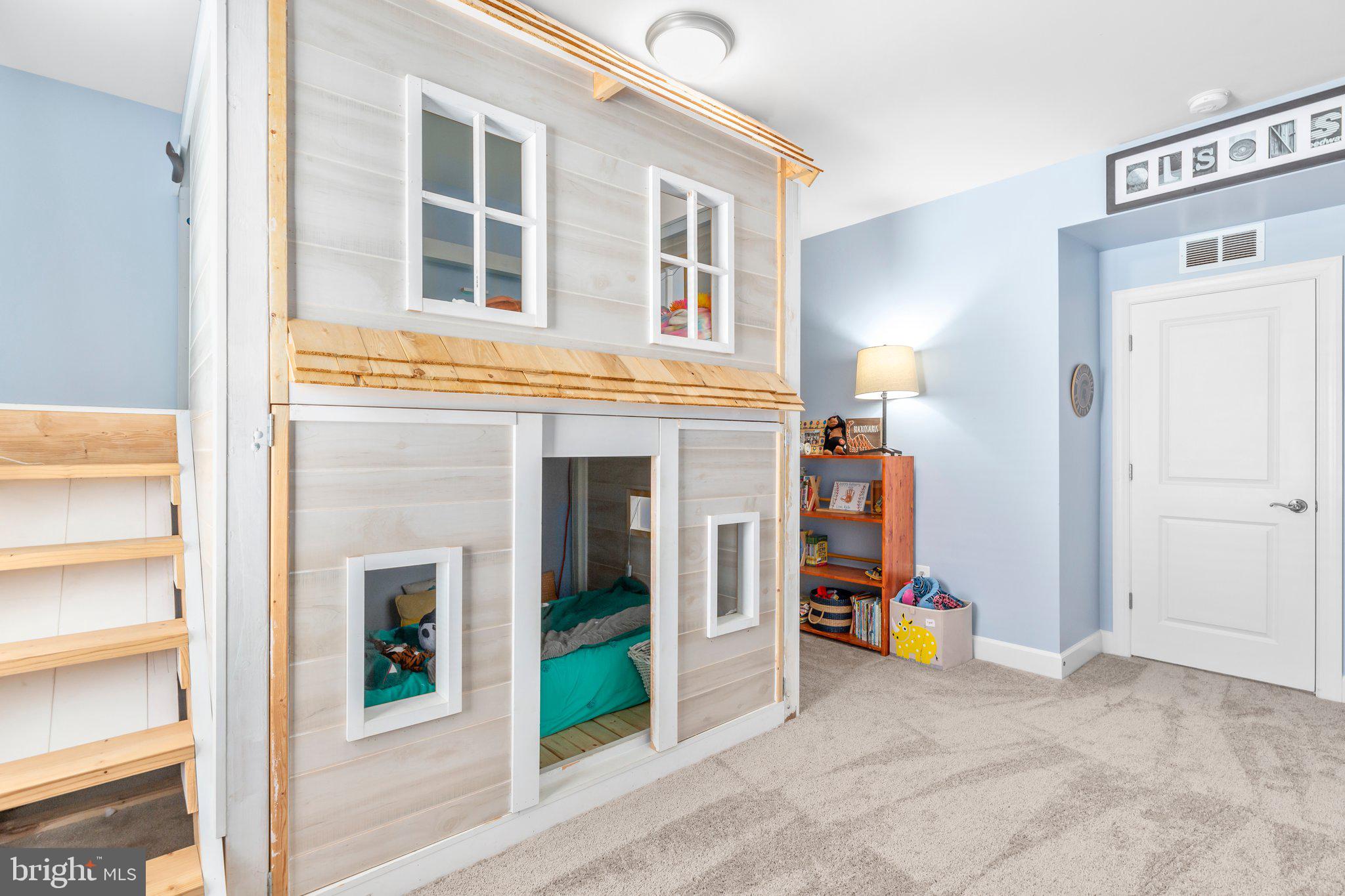 413 Pear Blossom Rd