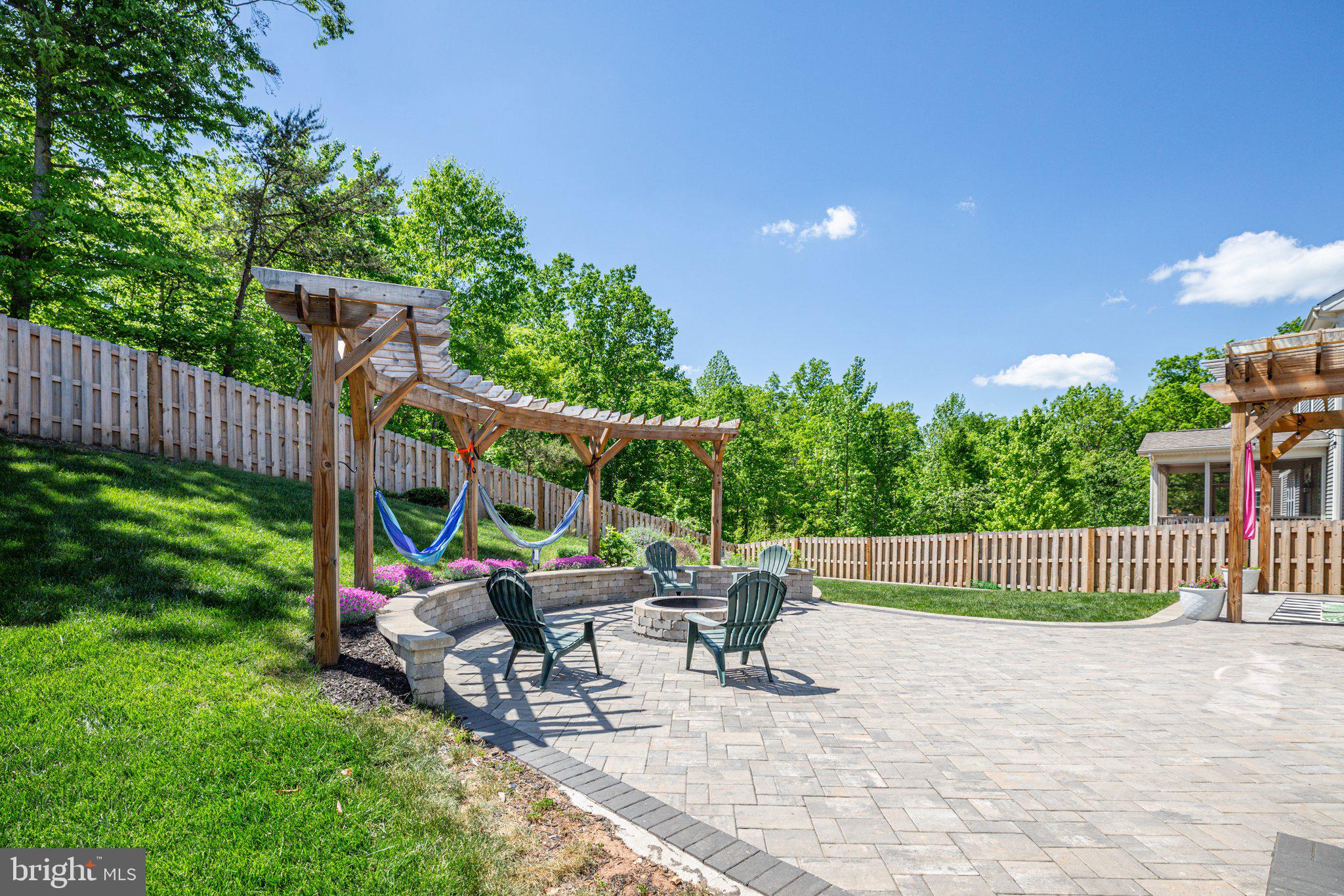 413 Pear Blossom Rd