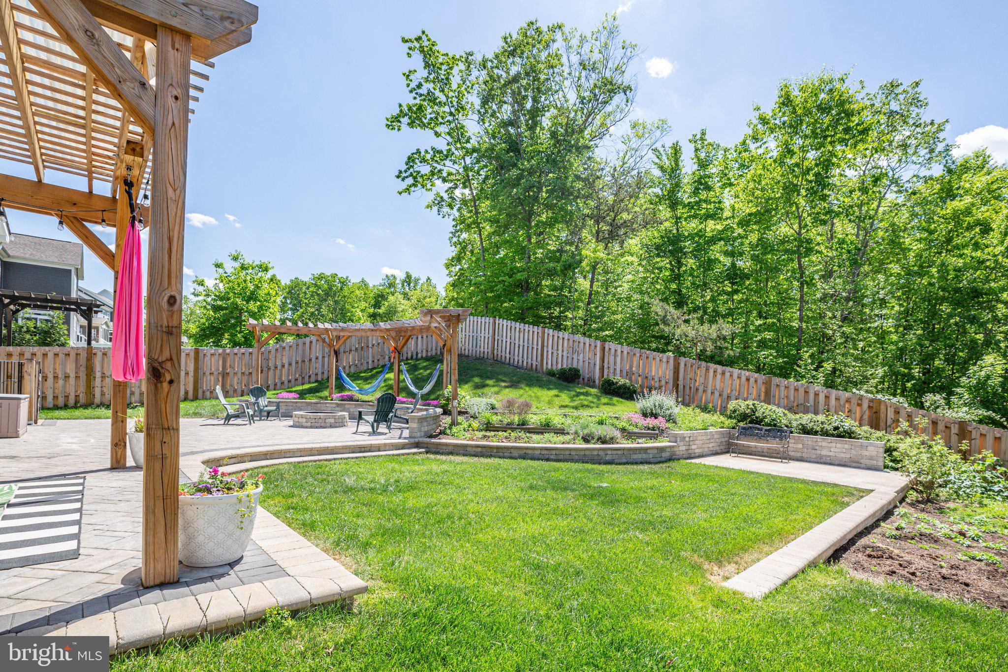 413 Pear Blossom Rd