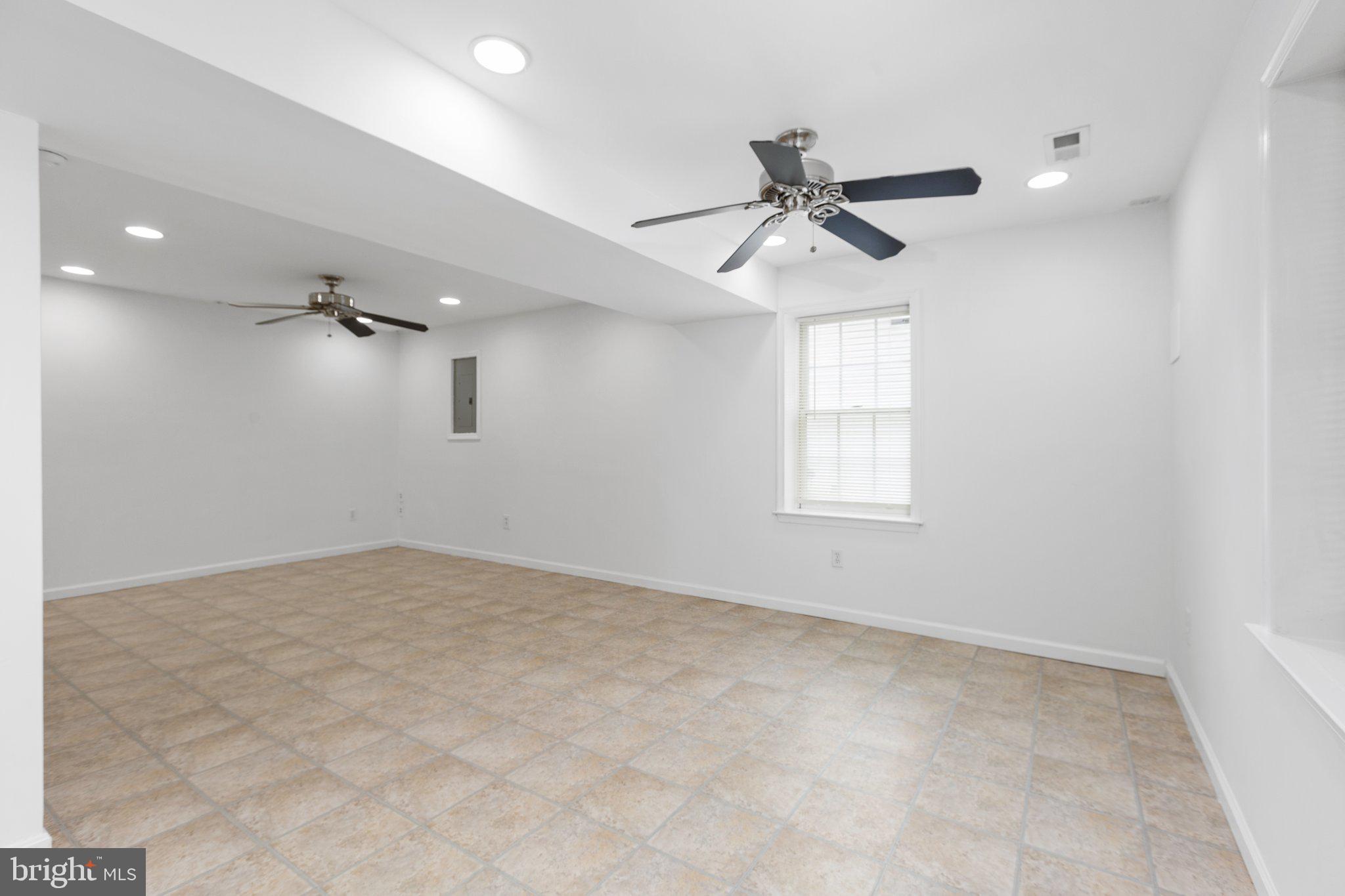 21 Amelia Ct