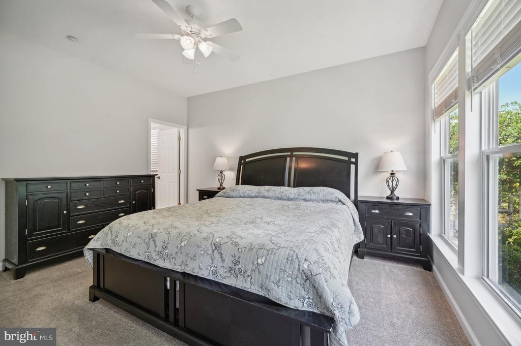87 Smithfield Way
