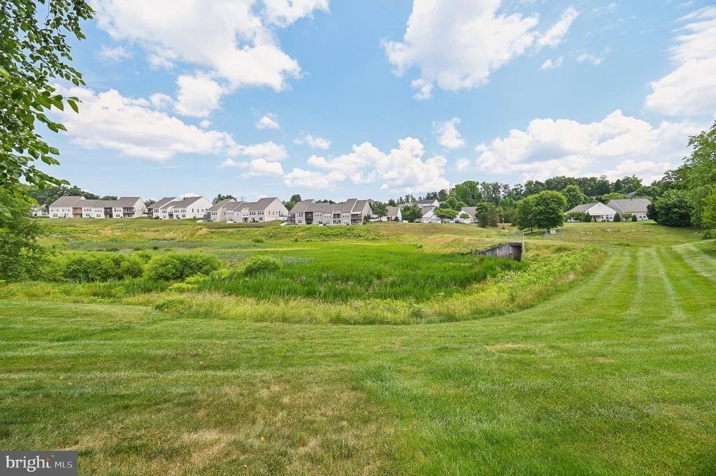 87 Smithfield Way