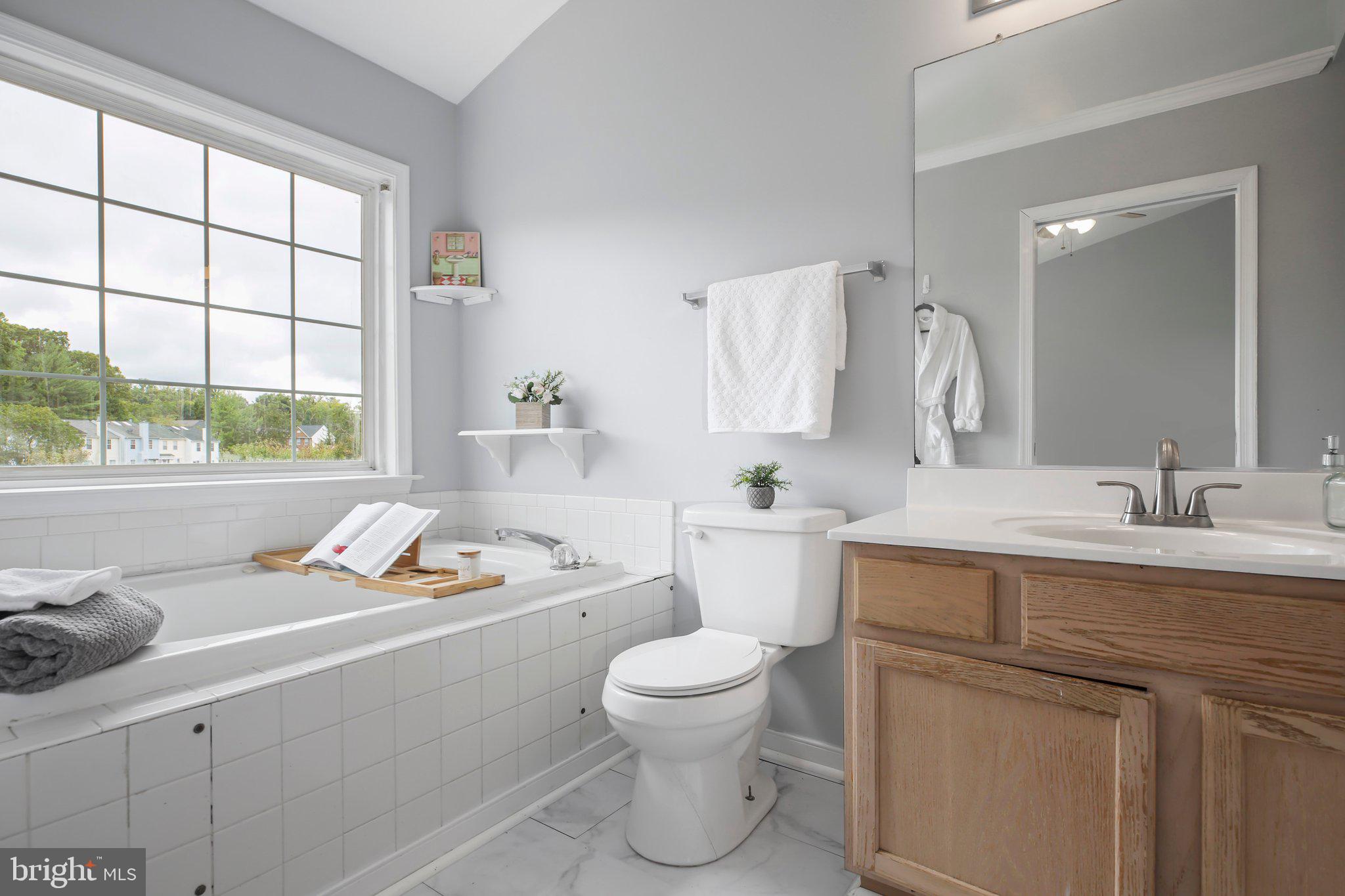 302 Munsons Hill Ct