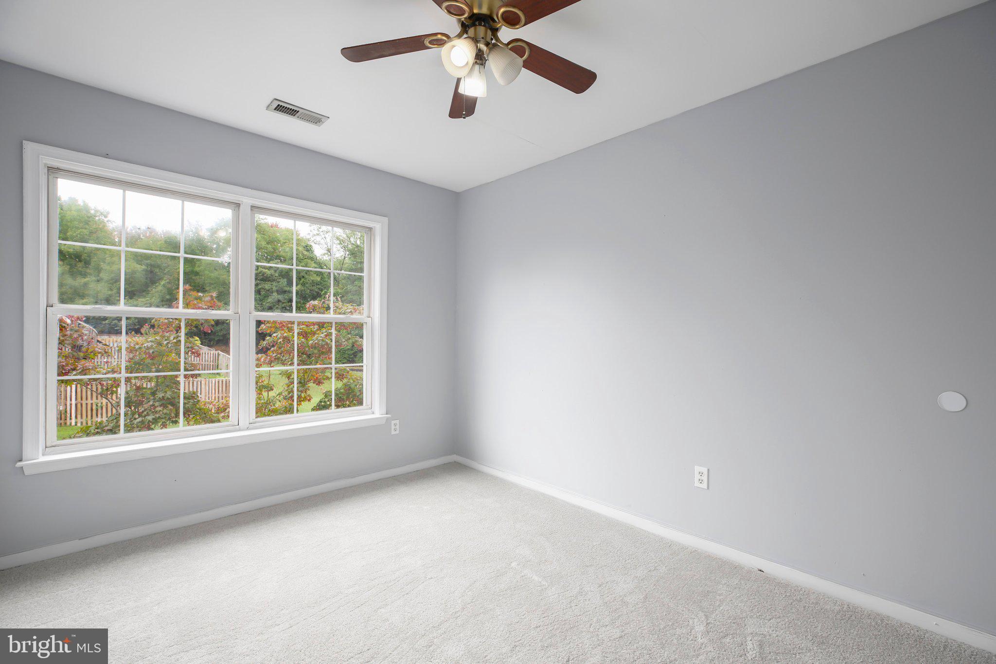 302 Munsons Hill Ct