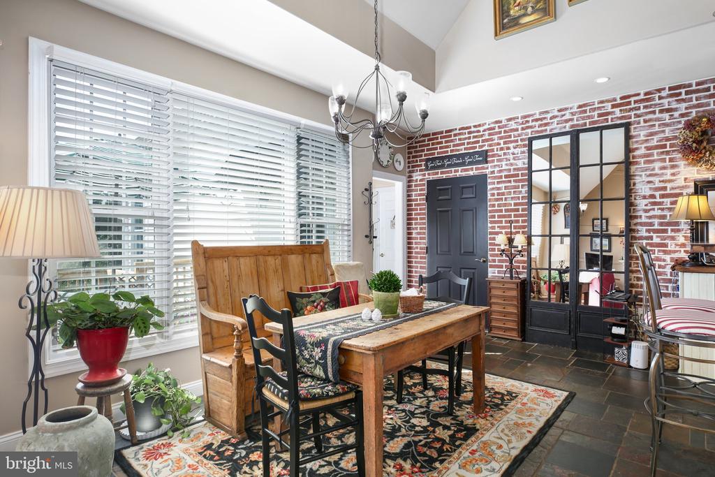 10 Havenwoods Way