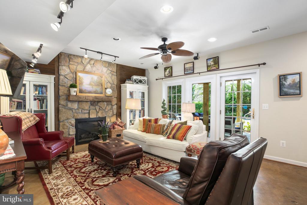 10 Havenwoods Way