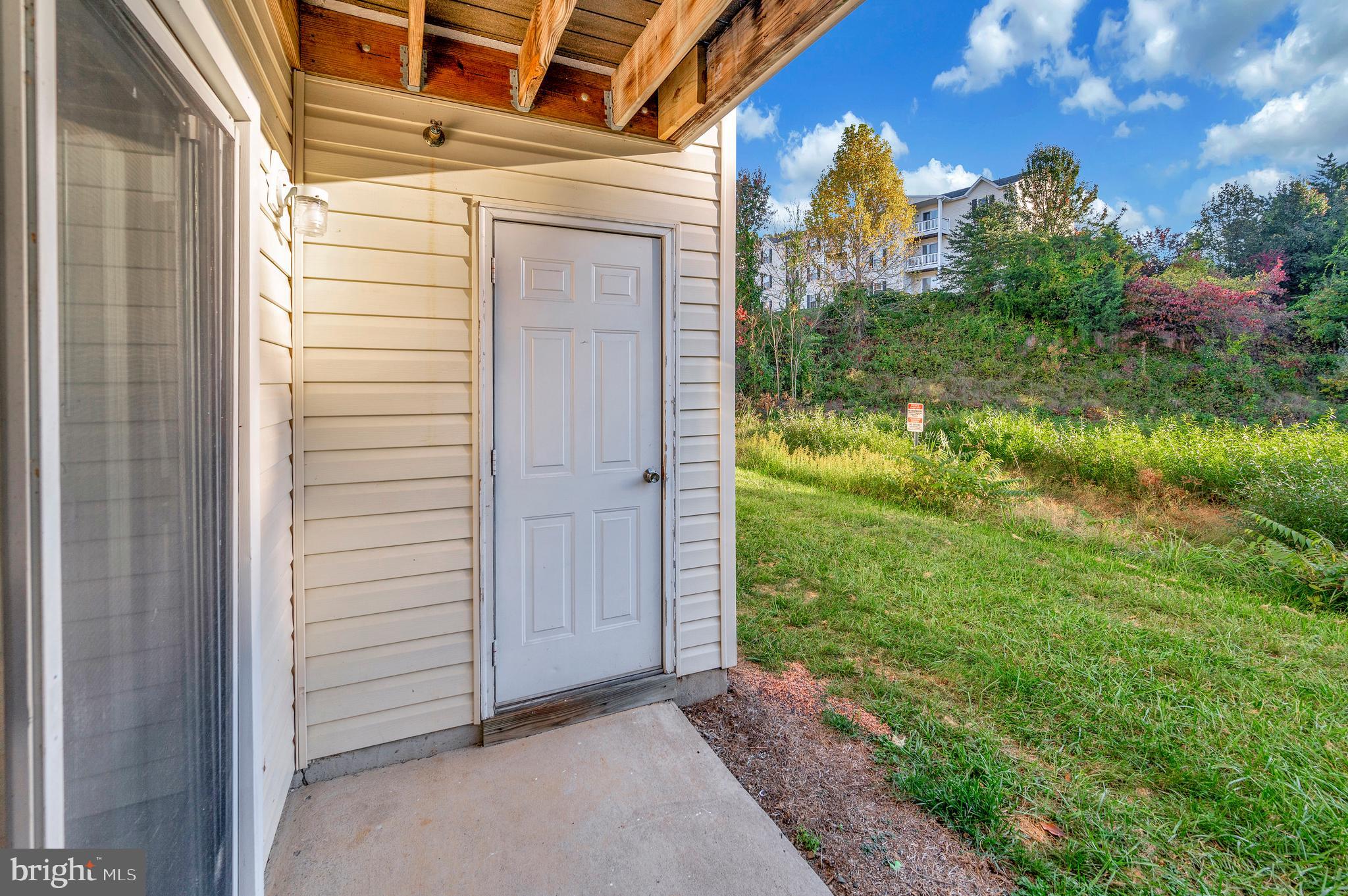 30 WILD OAK LANE 30103