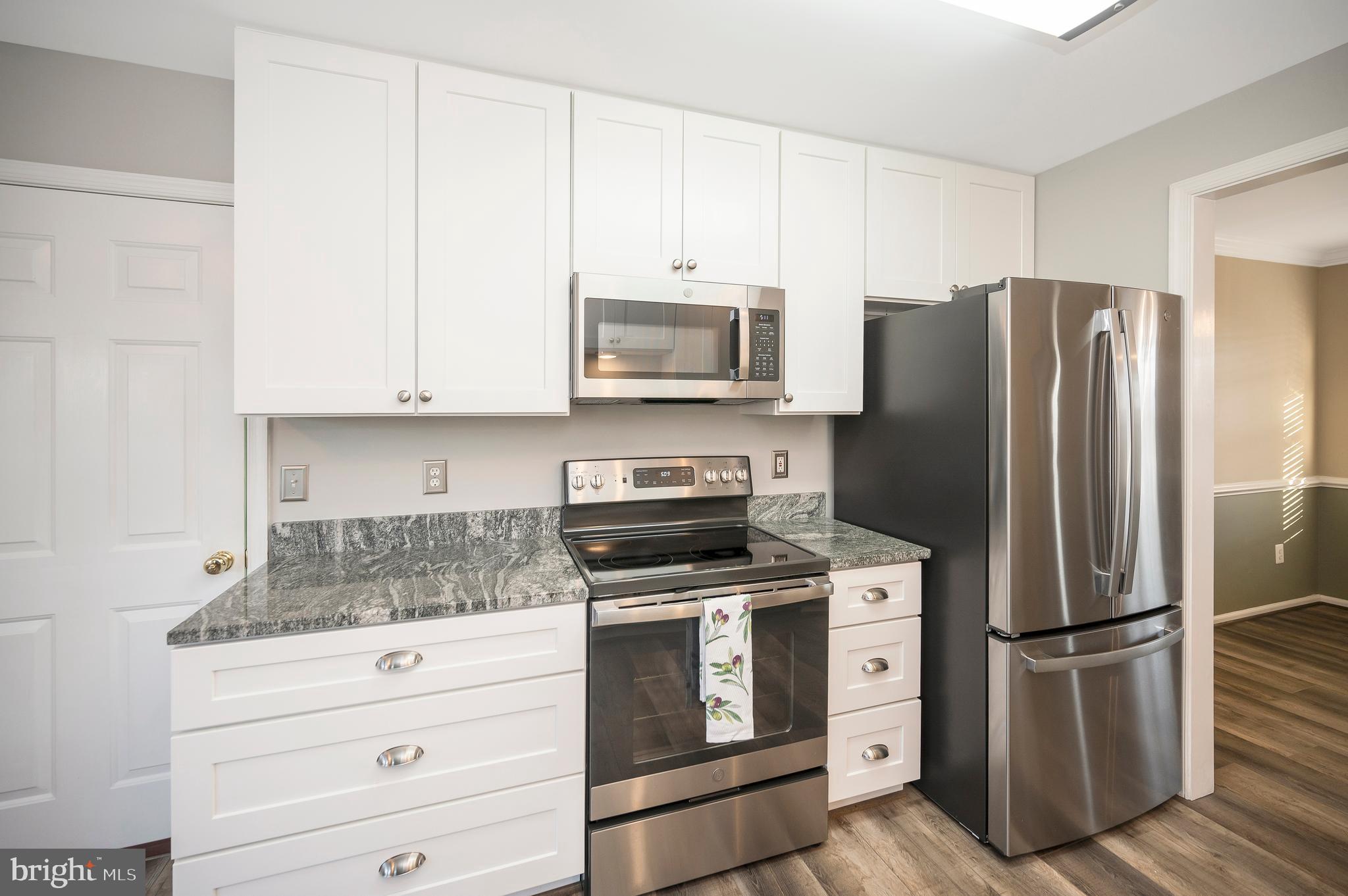 8 LITTLE FIELD DRIVE