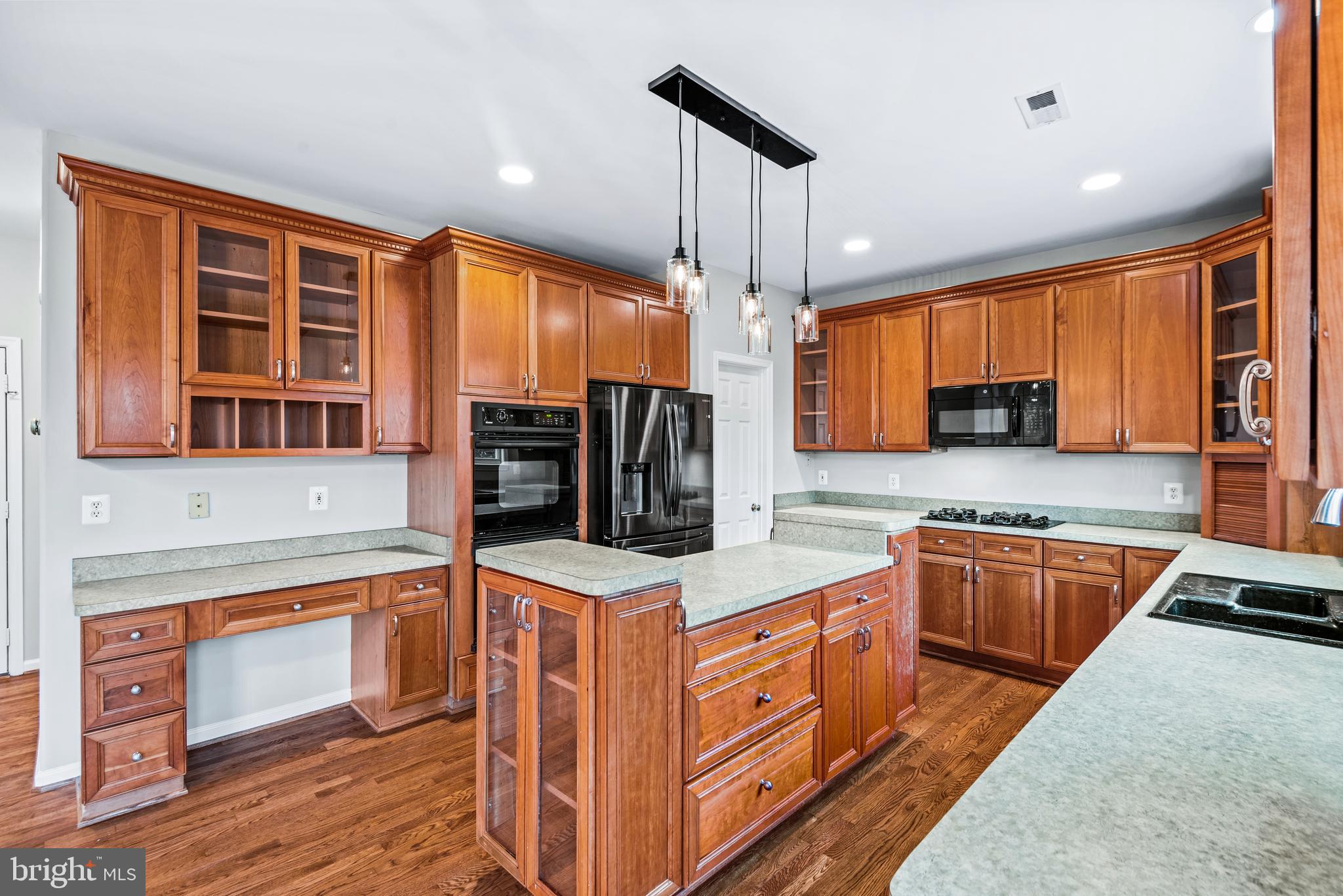 85 BRUSH EVERARD COURT