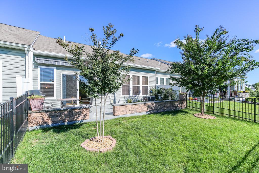 118 Long Point Dr