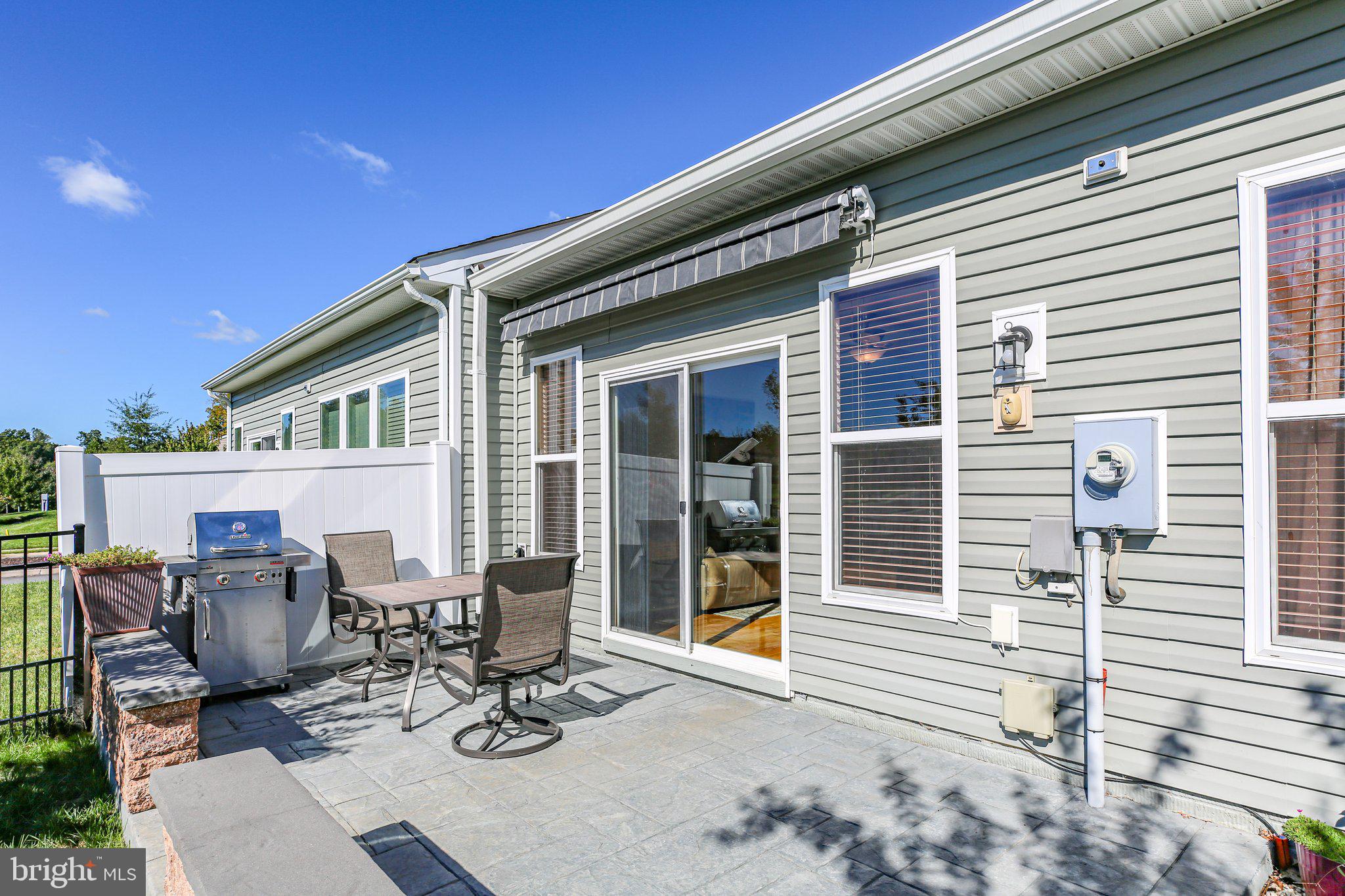 118 Long Point Dr