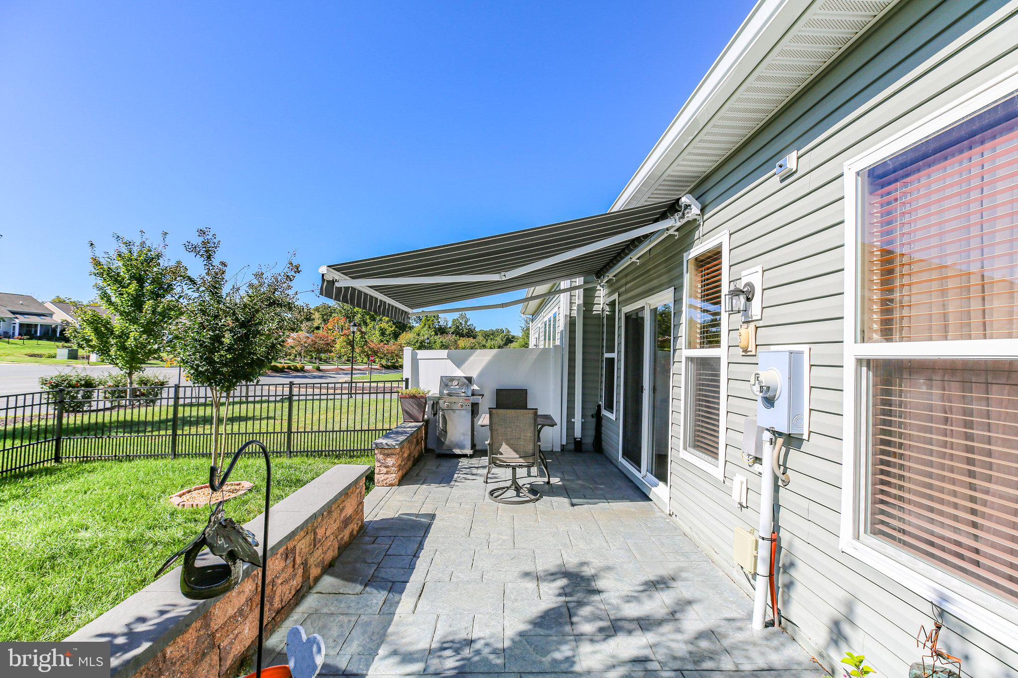 118 Long Point Dr