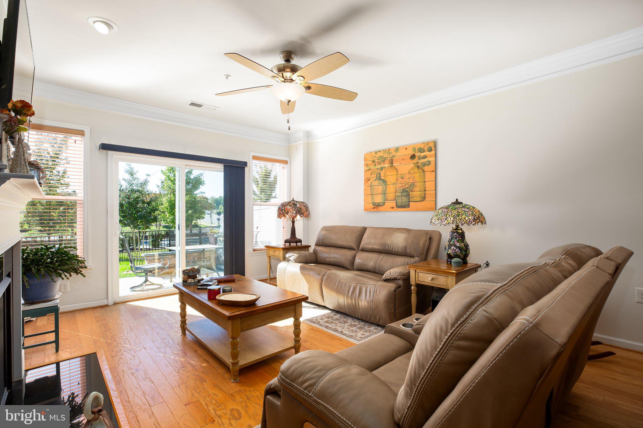 118 Long Point Dr