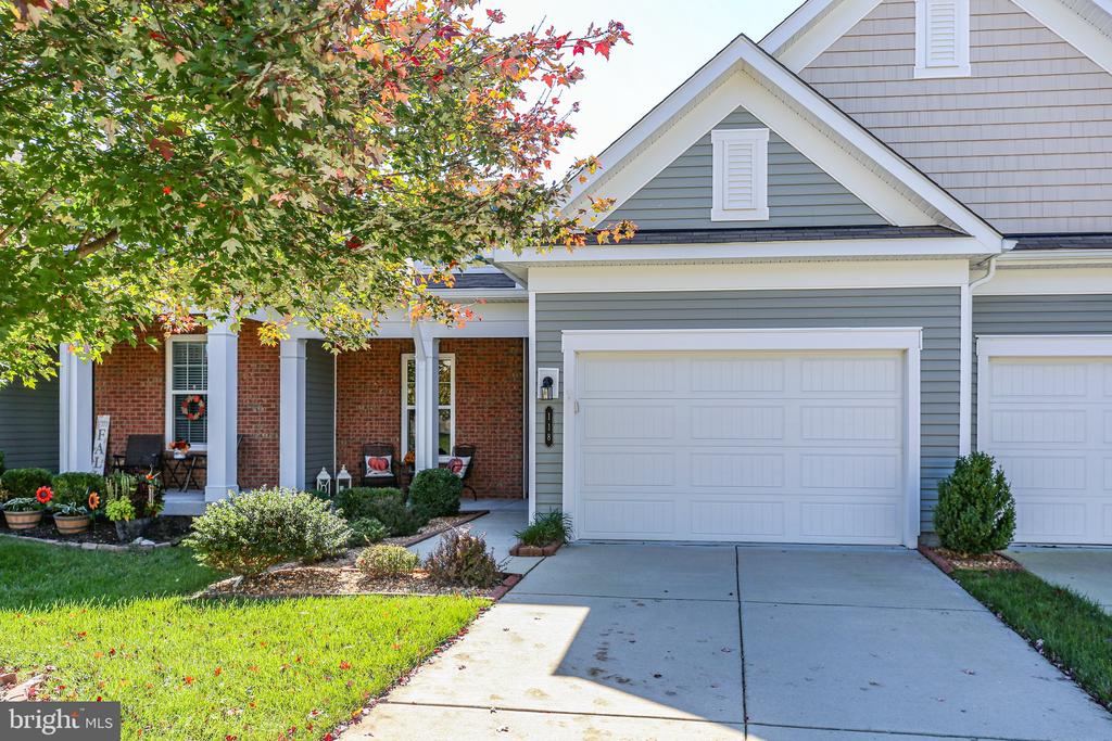 118 Long Point Dr