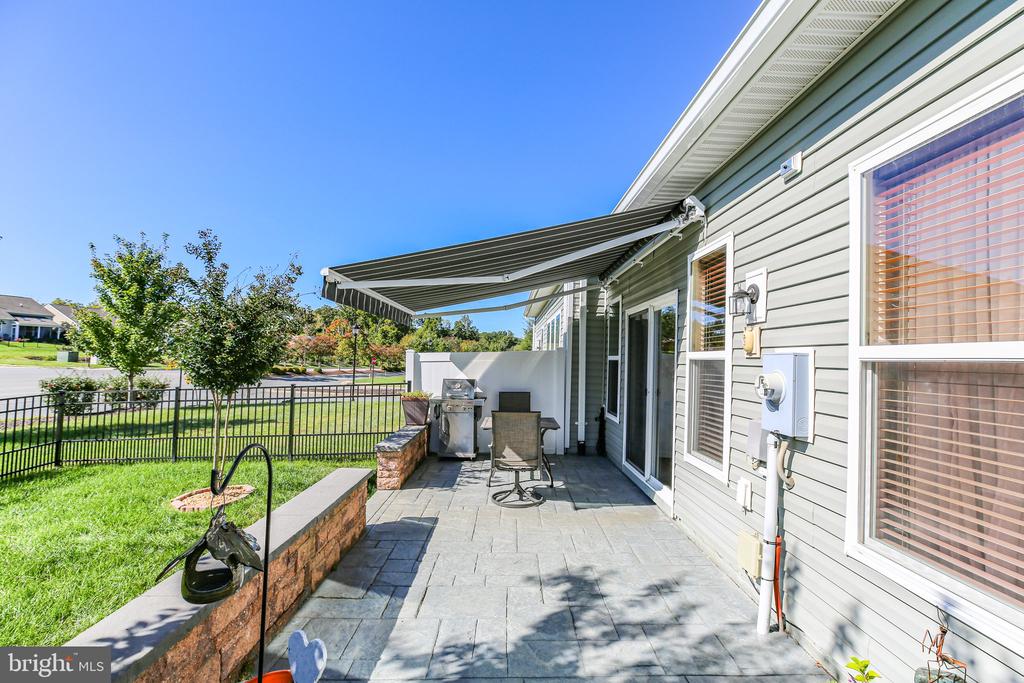118 Long Point Dr