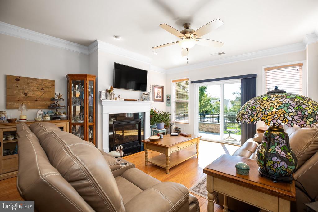 118 Long Point Dr